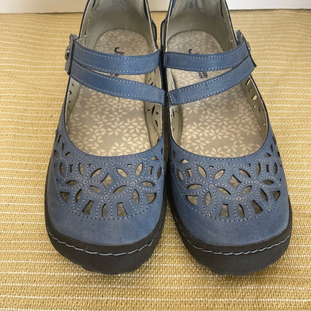 JBU Blue Cutout Mary Jane Flats